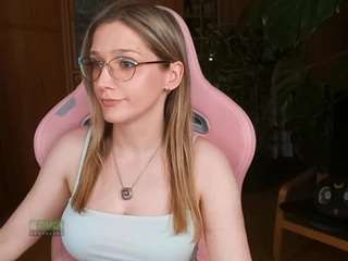 nicolebloom webcam model