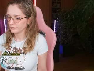  nicolebloom chat room