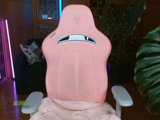 nicolebloom live cam profile