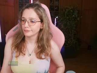 nicolebloom Live Webcam on CamSoda