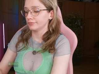 Live cam show with nicolebloom