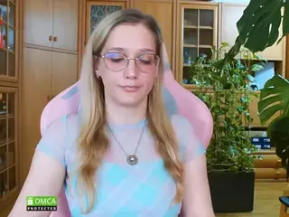 nicolebloom's Live Sex Cam Show