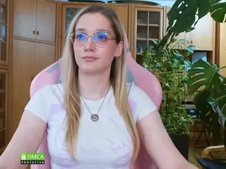 nicolebloom's Live Sex Cam Show