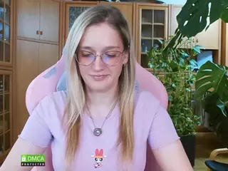 nicolebloom's Live Sex Cam Show