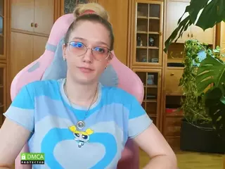 nicolebloom's Live Sex Cam Show