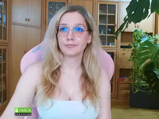 nicolebloom's Live Sex Cam Show