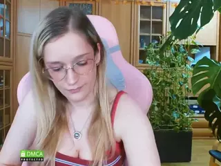 nicolebloom's Live Sex Cam Show