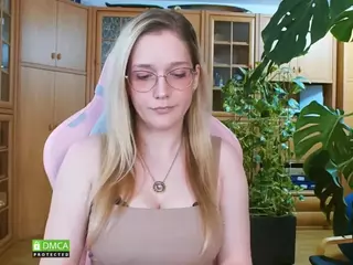 nicolebloom's Live Sex Cam Show