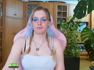 nicolebloom's Live Sex Cam Show