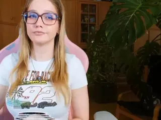 nicolebloom's Live Sex Cam Show