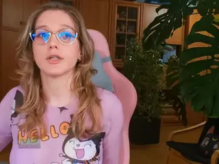 nicolebloom's Live Sex Cam Show