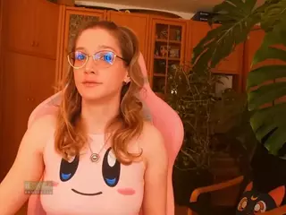 nicolebloom's Live Sex Cam Show
