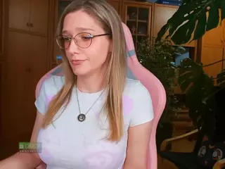 nicolebloom's Live Sex Cam Show