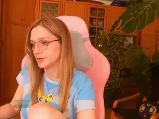 nicolebloom's Live Sex Cam Show