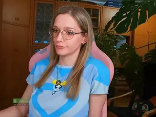 nicolebloom's Live Sex Cam Show
