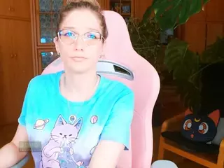 nicolebloom's Live Sex Cam Show