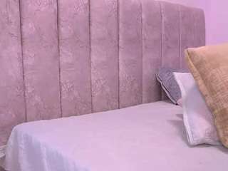 violeta-sanz Live Webcam on CamSoda