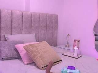 violeta-sanz Live Webcam on CamSoda