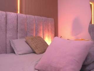 violeta-sanz Live Webcam on CamSoda