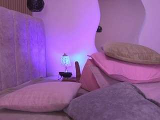violeta-sanz Live Webcam on CamSoda