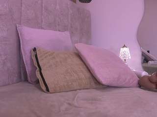 violeta-sanz live cam preview