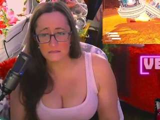 veccasalt's CamSoda show and profile