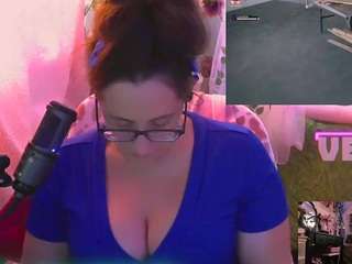 veccasalt's CamSoda show and profile