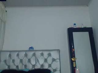 sarahblue live webcam show