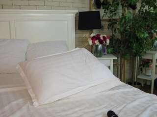 emillybronte webcam