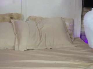 Emilly Bronte live cam