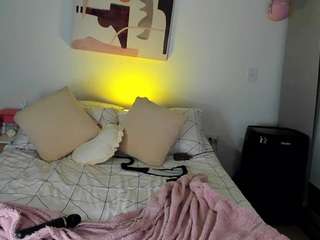 Live webcam model ahinoaa on Soda Cams