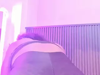 bellaebony21's Live Sex Cam Show