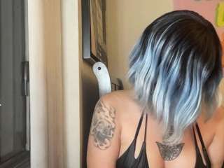 divadivina webcam model