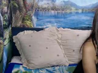 Live cam show with indianaqua