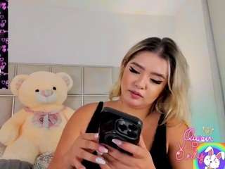 britney-amberr webcam model