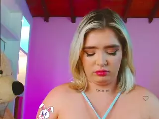 Britney Amberr's Live Sex Cam Show