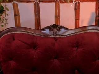 Victoria Milan live webcam show