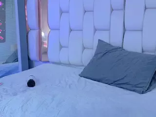 kendall's Live Sex Cam Show