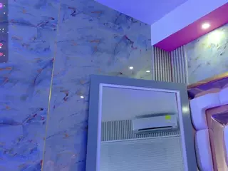 kendall's Live Sex Cam Show