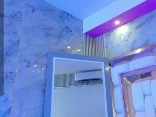 kendall's Live Sex Cam Show