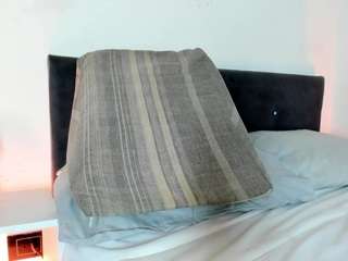 liaprada's CamSoda show and profile