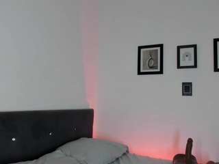 Lia Prada live webcam show