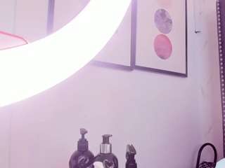 kim-blane Quirt live webcam