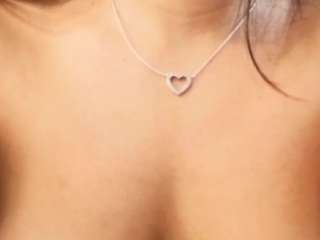 kim-blane's CamSoda show and profile