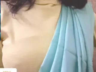 nidhilove's Live Sex Cam Show