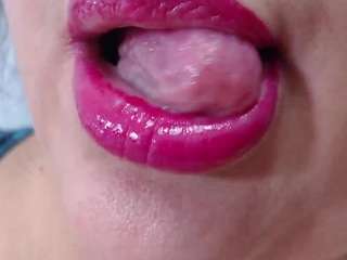 erika-lois webcam model