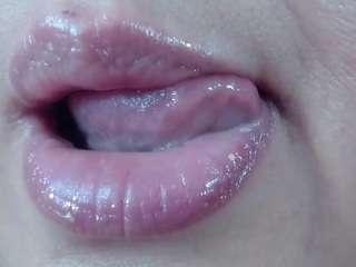 erika-lois Live Webcam on CamSoda