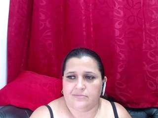 erika-lois chat room