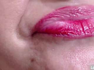 erika-lois Live Webcam on CamSoda