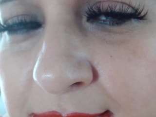 erika-lois webcam model